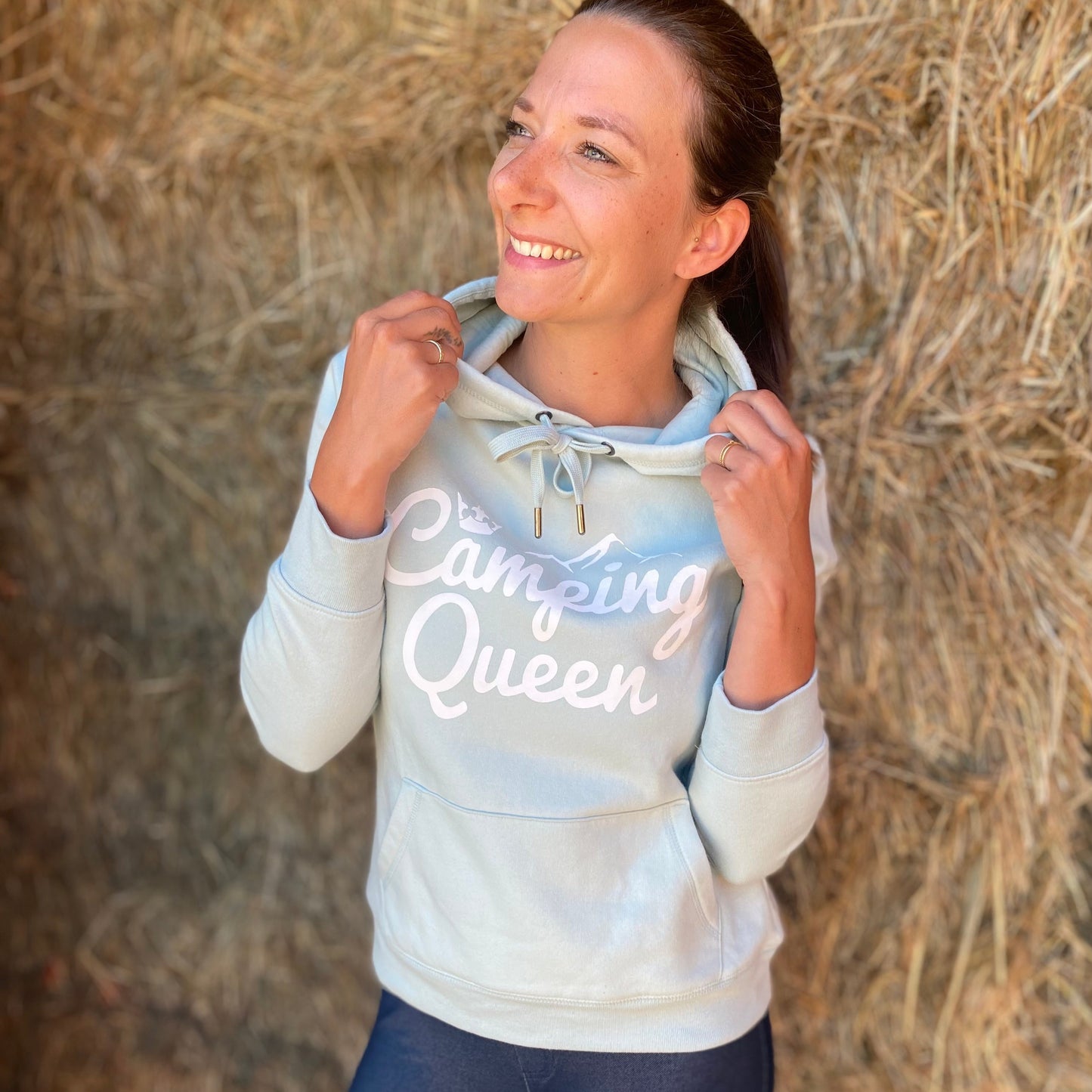 Camping Queen | Organic Hoodie