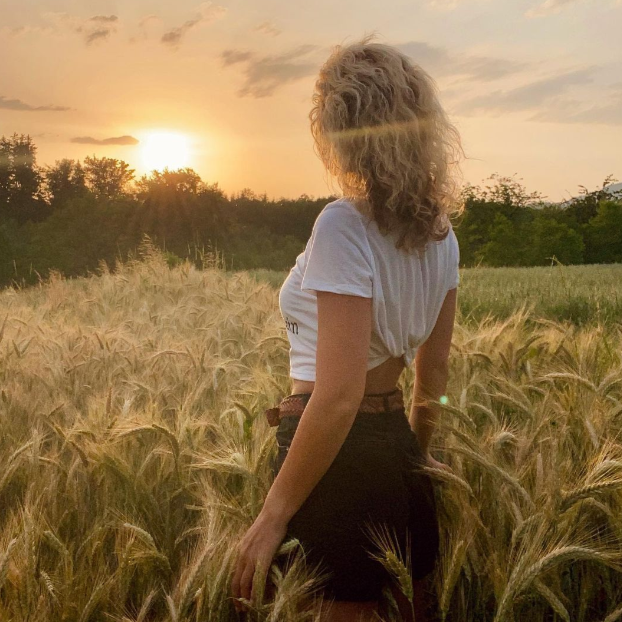 Schwarzwälderin Hirschgeweih | Damen Crop Top